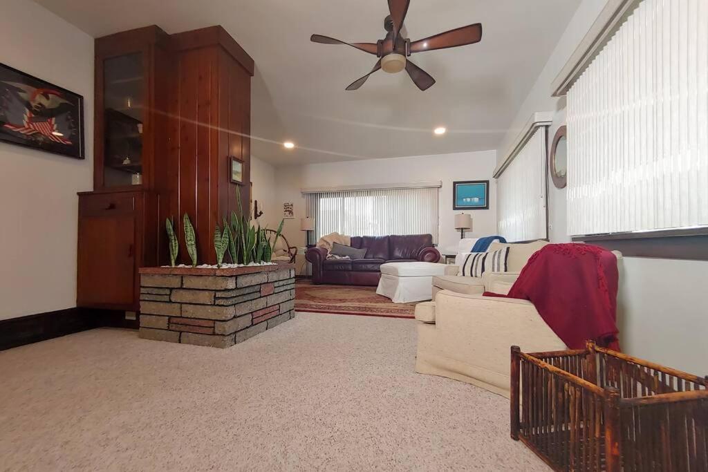 מניסטי Huge Historic, W/Large Yard & Close To Beach מראה חיצוני תמונה