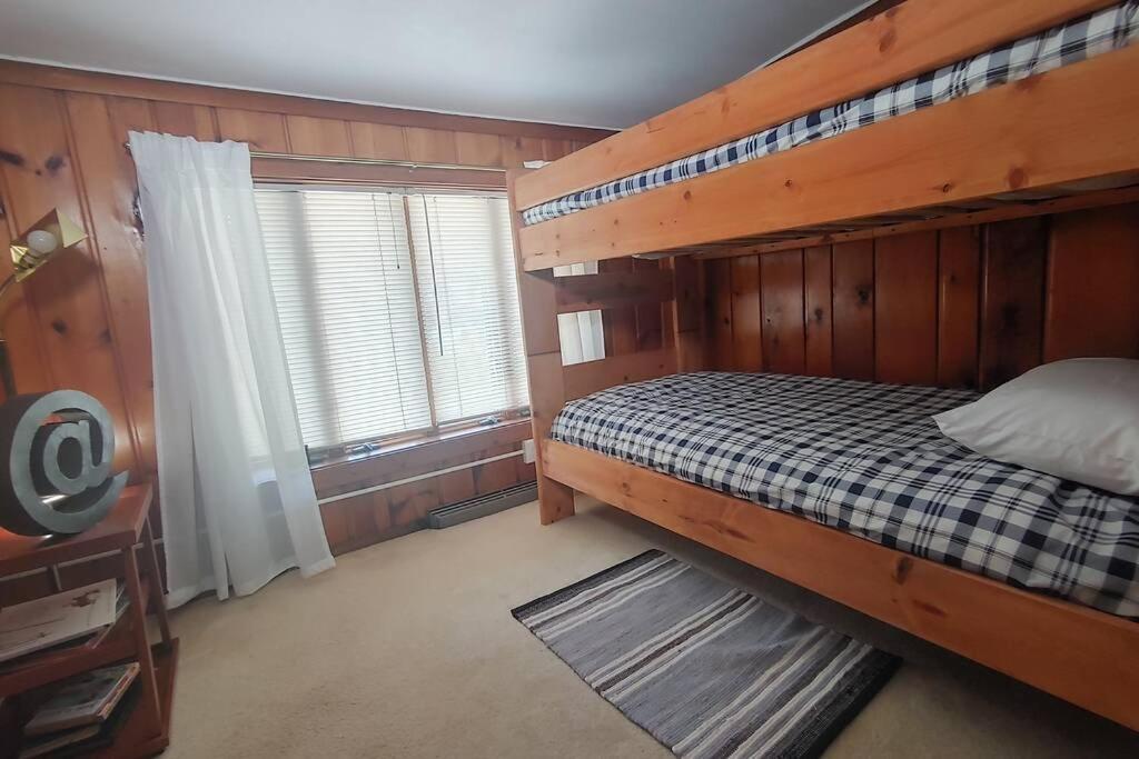 מניסטי Huge Historic, W/Large Yard & Close To Beach מראה חיצוני תמונה